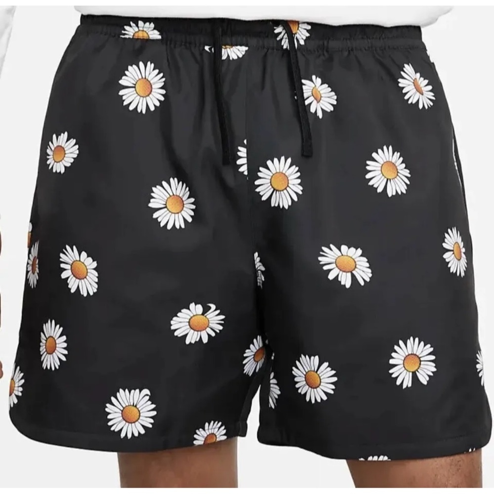 New Nike Sportswear Floral Sport Essentials Woven Flow Shorts
